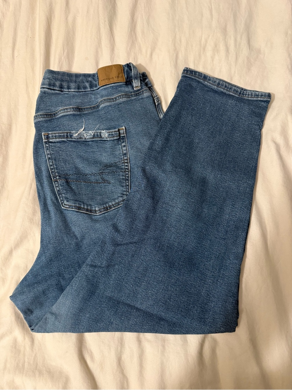 American Eagle Outfitters Women's Jeans - Medium Blue